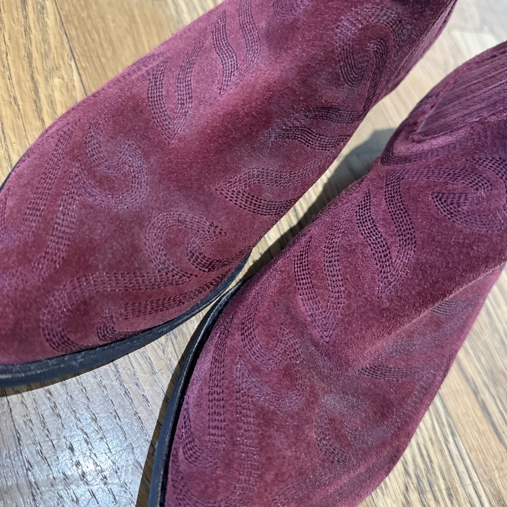 Dolce Vita Red Western Boot with Detailed Stitching - size 8